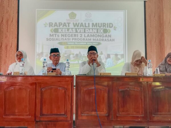 MTsN 2 Lamongan Gelar Pertemuan Wali Murid Awal Tahun: Perkuat Sinergi dan Bagikan Rapor STS